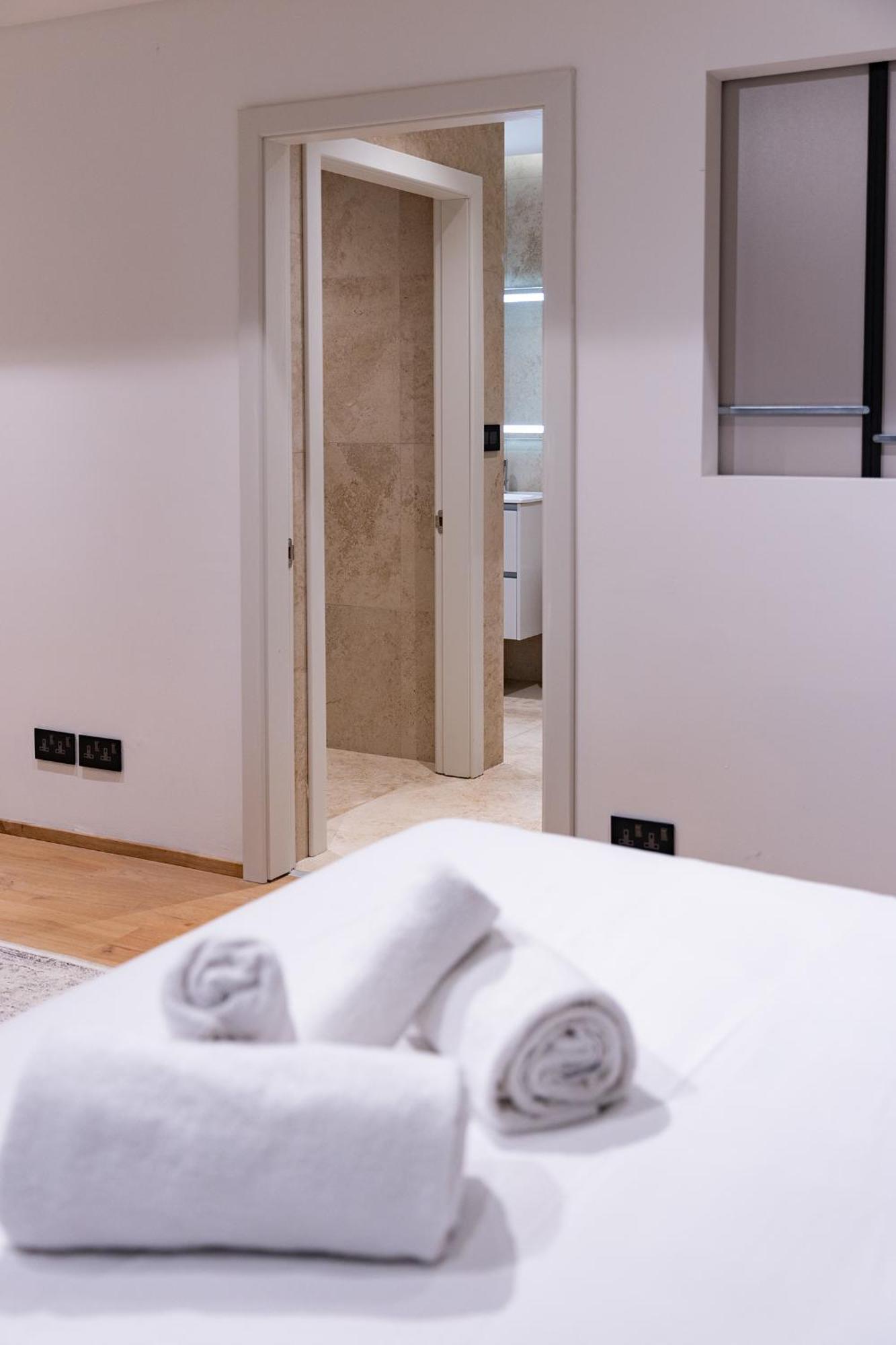 Florette Suite 1Br With Stunning Lounge Terrace By Arcobnb Il-Furjana Exteriér fotografie